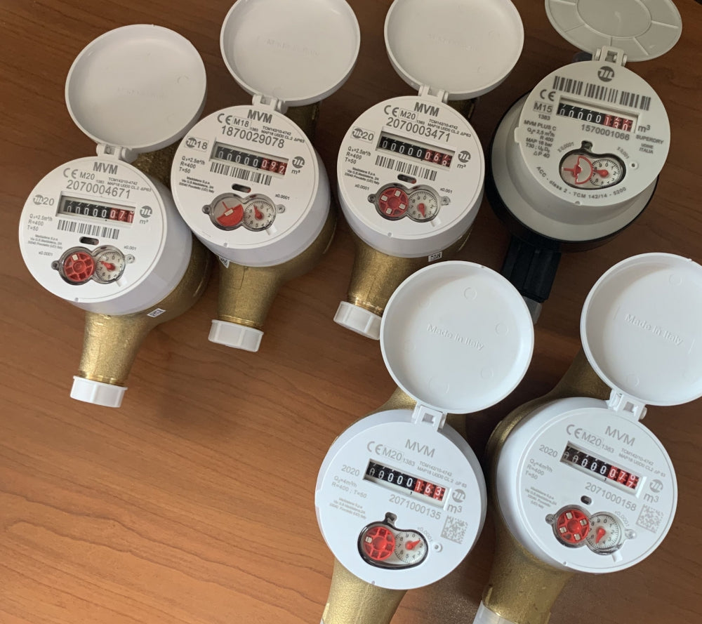 Pulsador para contador de agua Maddalena DS Contacto Reed