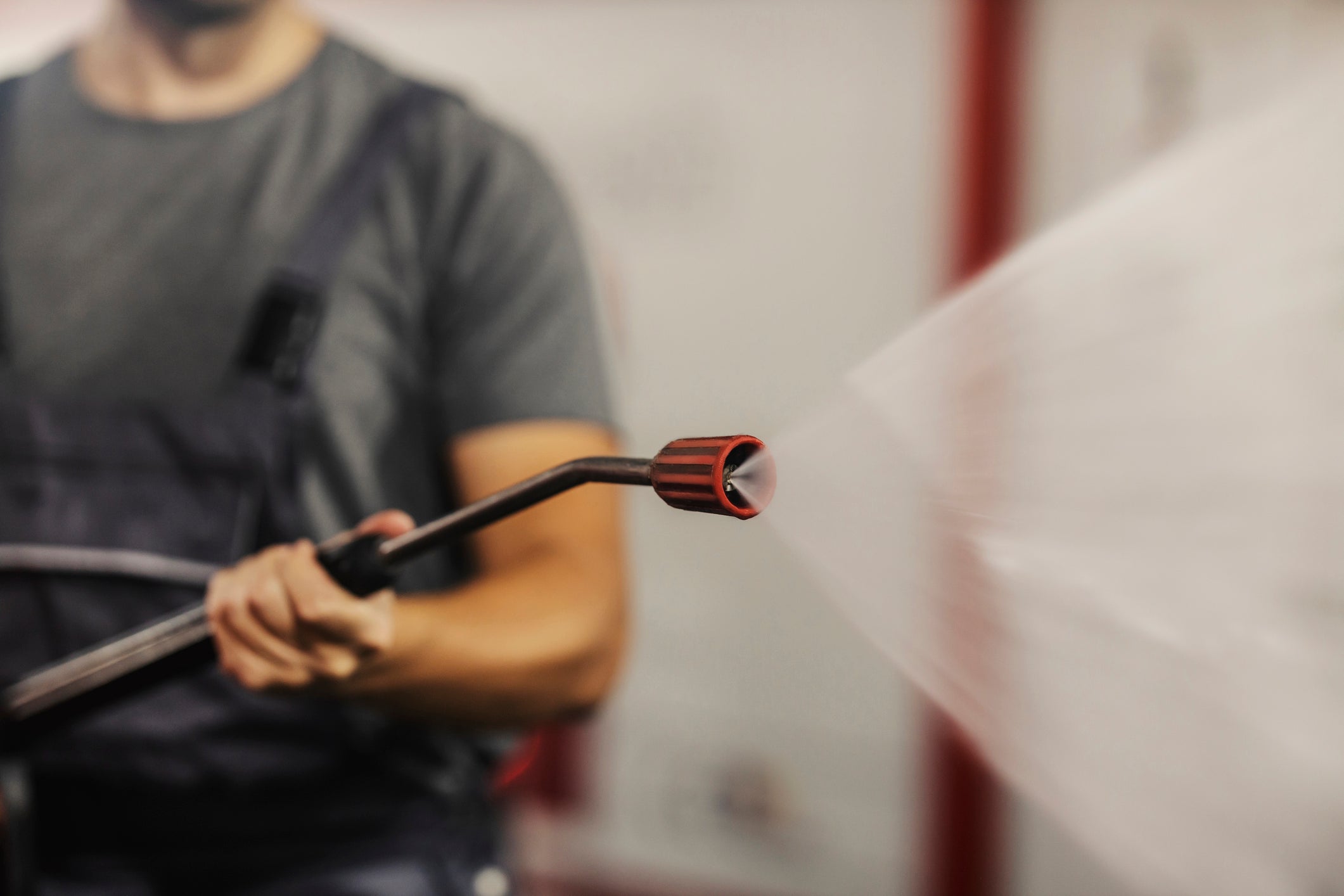 Distraction Material Cleaning and Disinfecting – Stable brothers